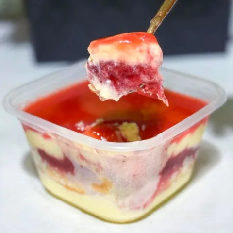 Изображение продукта: Десерт клубника